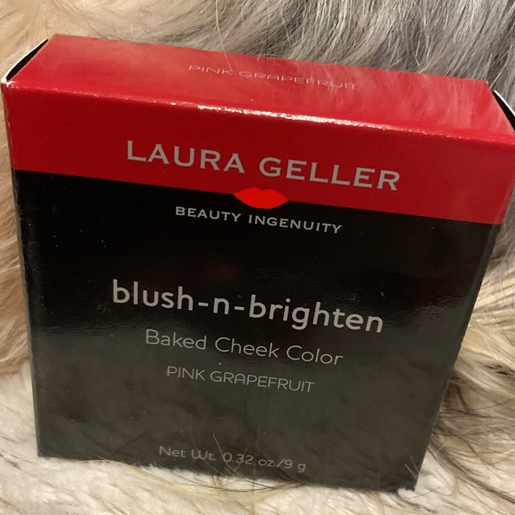Laura Gellar New Yorkblush-n-brighten Baked Cheek Color in pink grapefruit